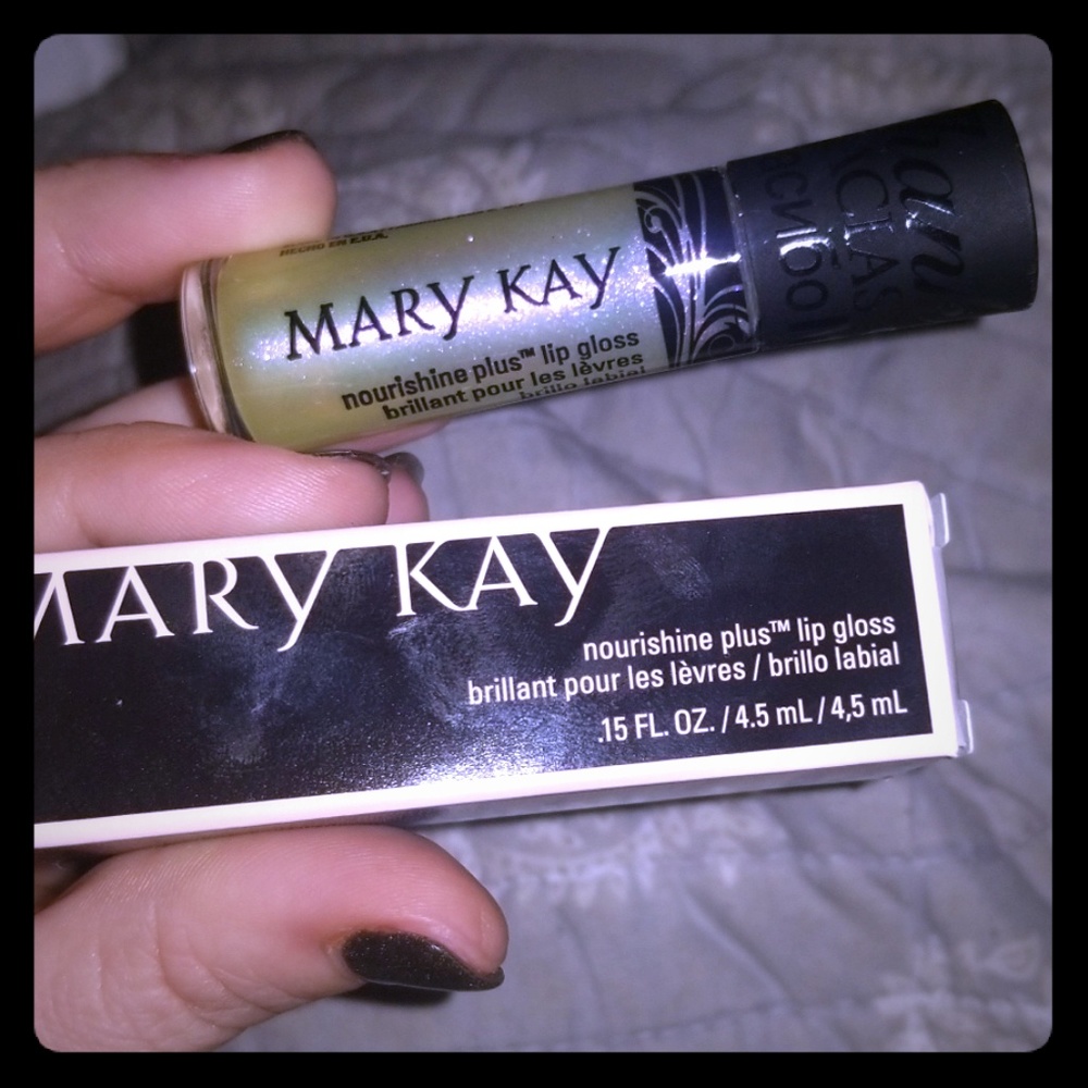 Inspiring Nourishine Plus Lip Gloss by Mary Kay